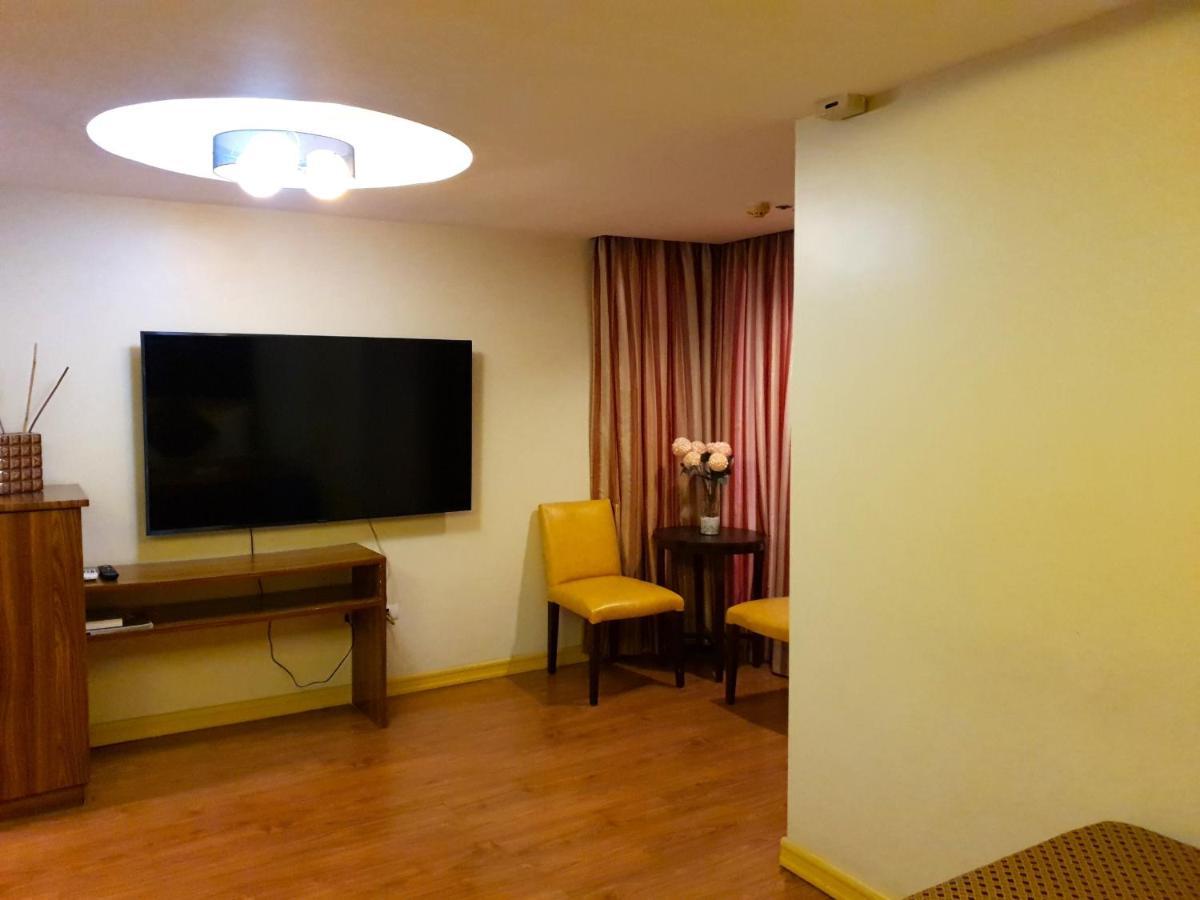 Paco Festive Hotel Makati מראה חיצוני תמונה