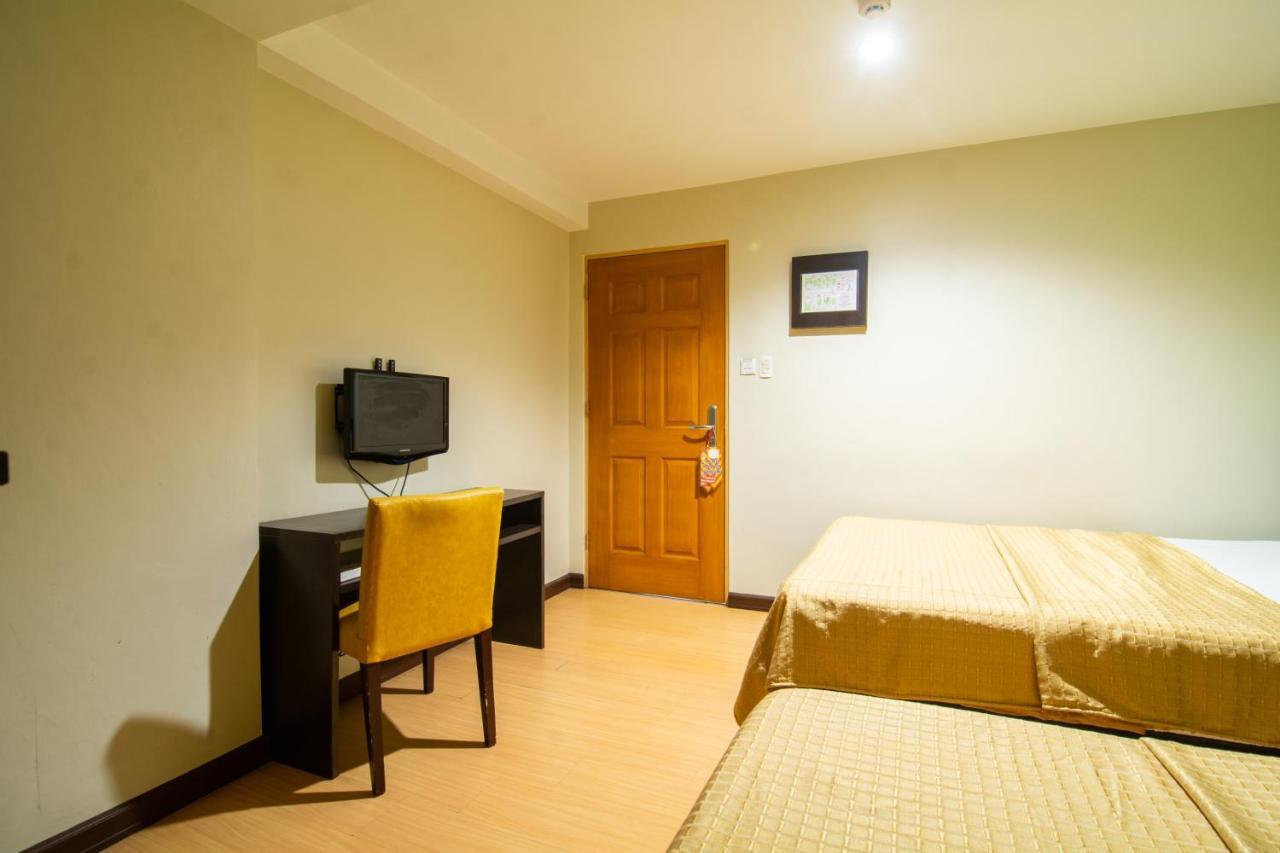 Paco Festive Hotel Makati מראה חיצוני תמונה