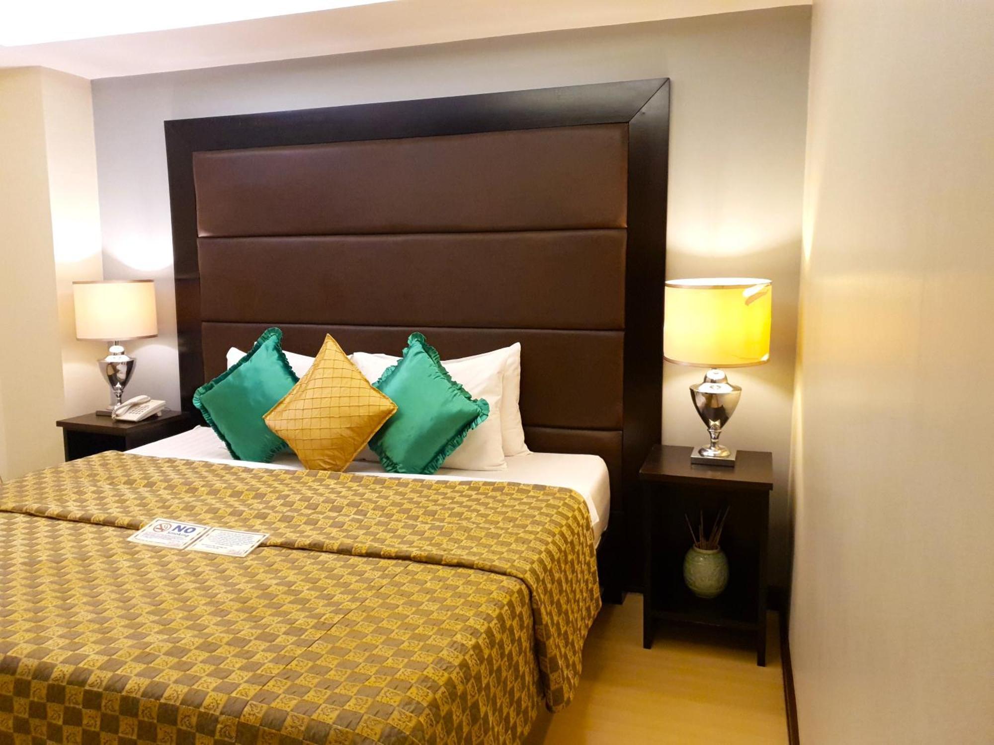 Paco Festive Hotel Makati מראה חיצוני תמונה